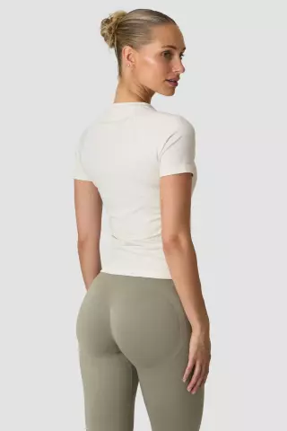 ICIW Sculpt Seamless T-shirt, Ivory