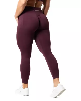 Relode Aura Seamless Scrunch Tights, Fig Red